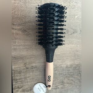 🧡5/$25🧡Black and Tan Hair Round Brush